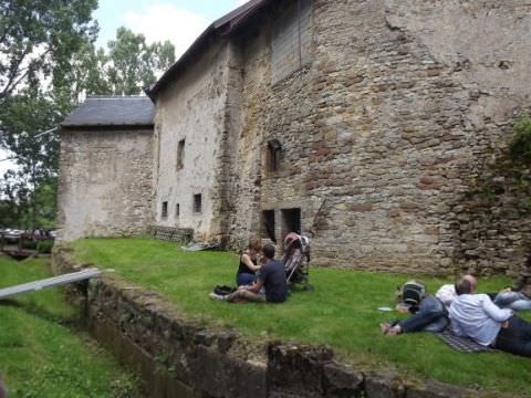 Photo 17/06/2012 - Rassemblement/Rencontre Château St Sixte de FREISTROFF