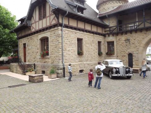 Photo 1ère exposition du véhicule ancien au Schlossberg / FORBACH
