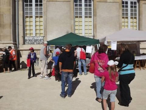 Expo à Toul, devant la cathédrale