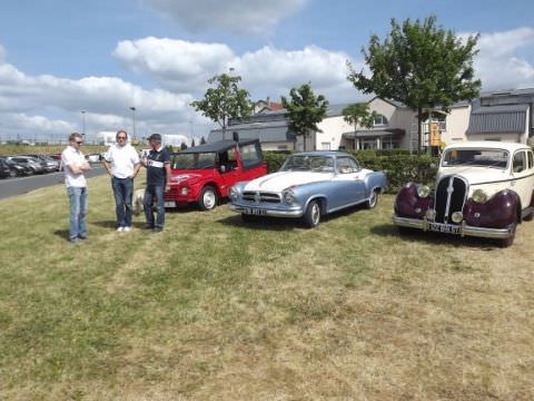 Photo expo auto en soutien a la petite Elena