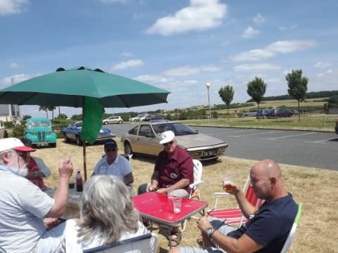 expo auto en soutien a la petite Elena