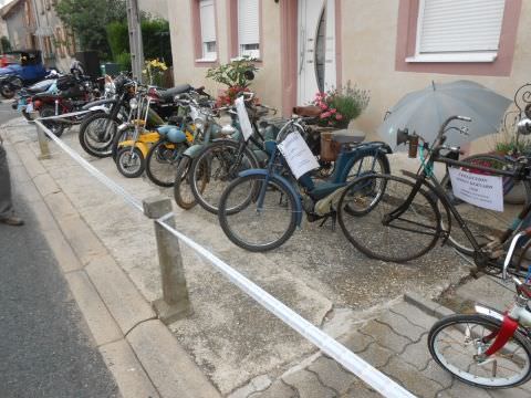 Photo Exposition Les Vieux Piston