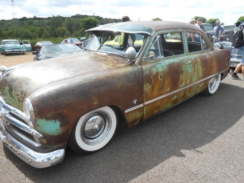 Retromobile des mineurs