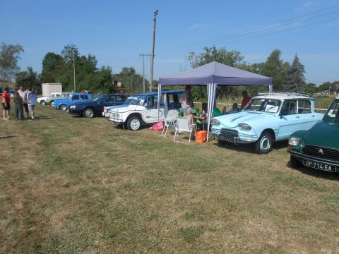Photo Expo de Vehicules anciens
