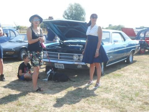 Photo Expo de Vehicules anciens