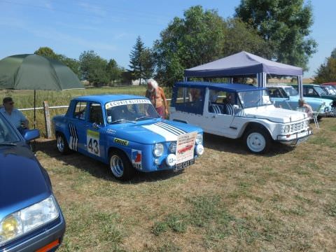 Photo Expo de Vehicules anciens