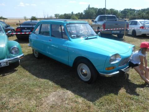 Photo Expo de Vehicules anciens