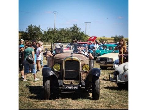 AUTO RETRO HERNY Photo AUTO RETRO HERNY