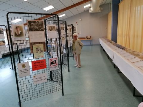 Exposition souvenirs bibliothèque Hambach