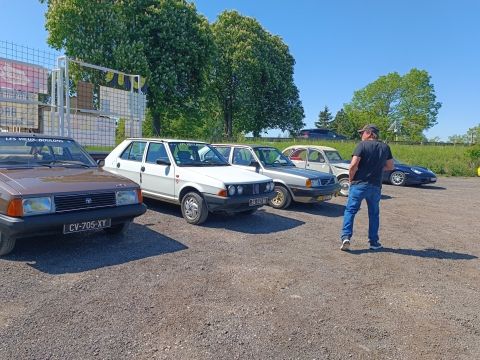 Photo Auto rétro Herny
