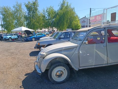 Photo Auto rétro Herny