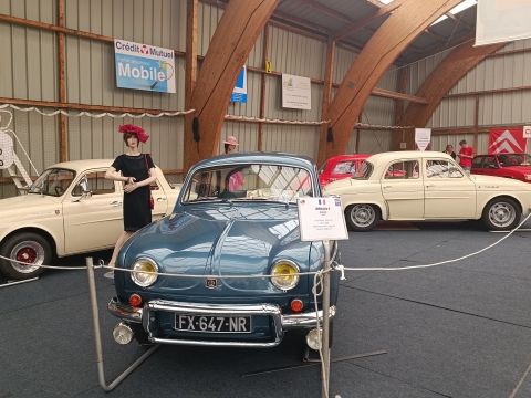 Photo Exposition voitures Anciennes & Bourse de Créhange